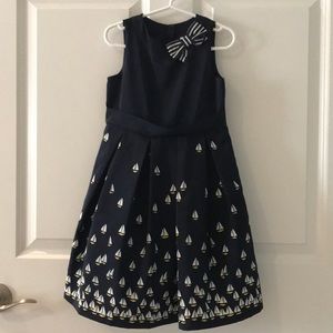 Beautiful navy blue dress !
